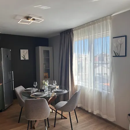 Casmere Lägenhet